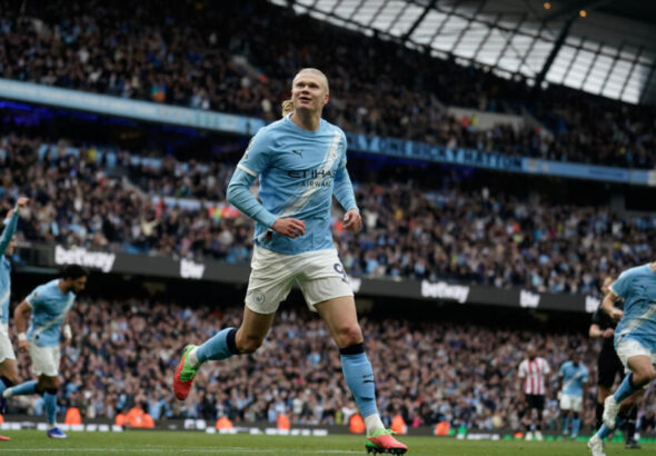 Manchester City keep pressure on Arsenal in title race with win over Brentford