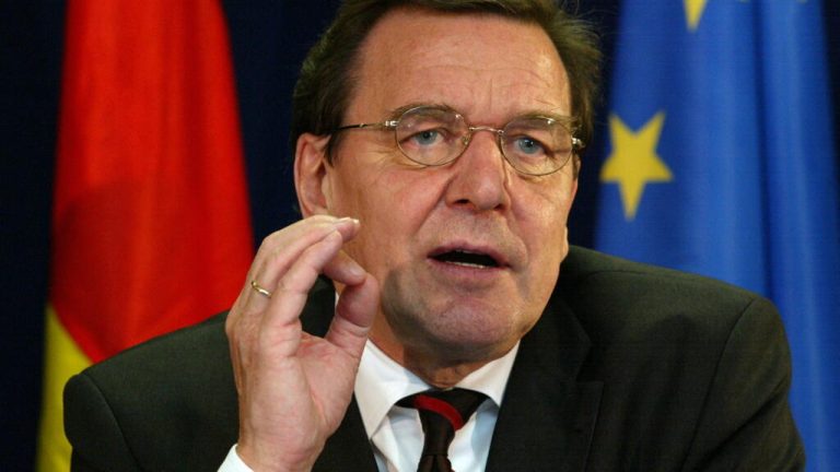 Berlin sceptical as Putin proposes Germany's ex-chancellor Schroeder as Ukraine mediator