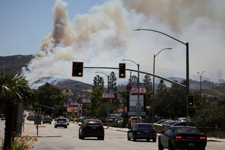 Fast-growing southern California brush fire prompts evacuation orders