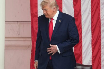 Trump to get “routine annual” medical exam 7 months after last visit to Walter Reed