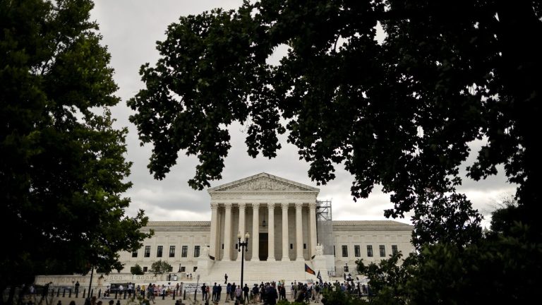 Supreme Court strikes down limits on political party spending