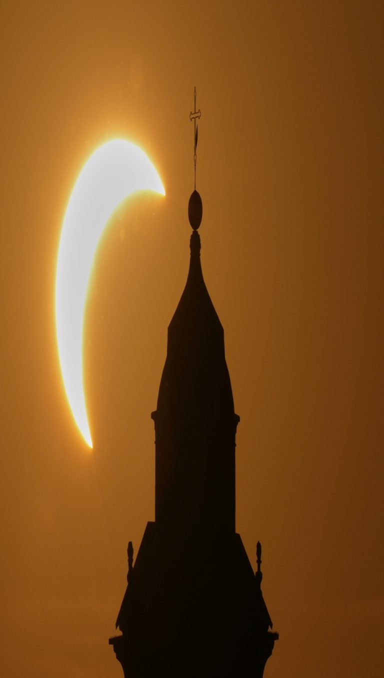 APTOPIX Italy Solar Eclipse